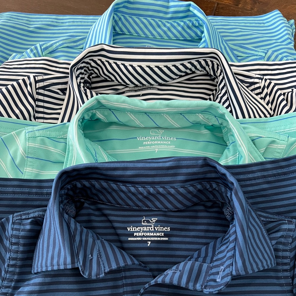 Lot of Vineyard Vines Sankaty Performance Polos